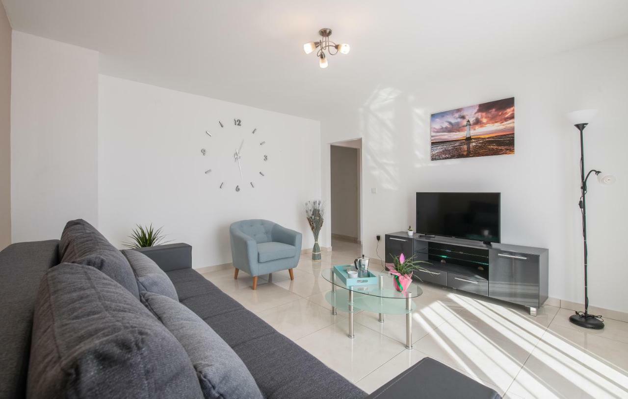 Family Apartment Ingrid Πούλα Εξωτερικό φωτογραφία